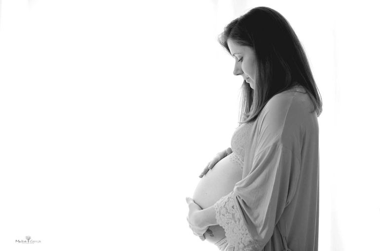 Sesión embarazo de estudio